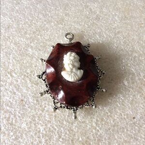 Art Deco cameo gem pendent